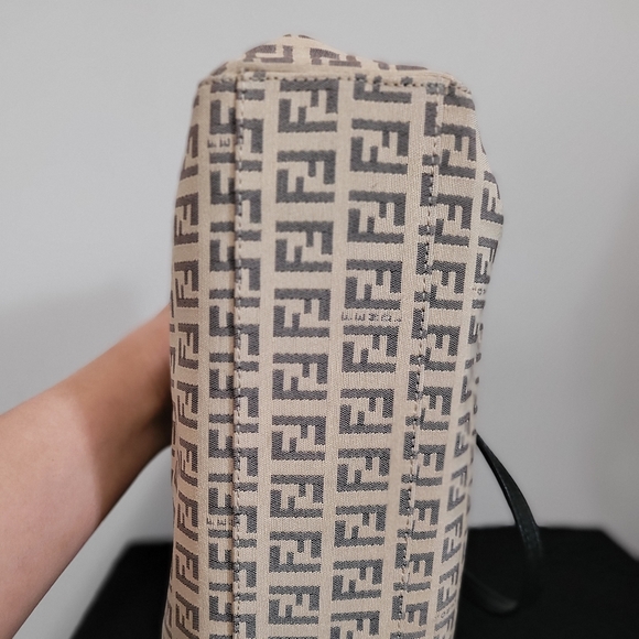 FENDI zucchino tote handbag - Picture 4 of 15